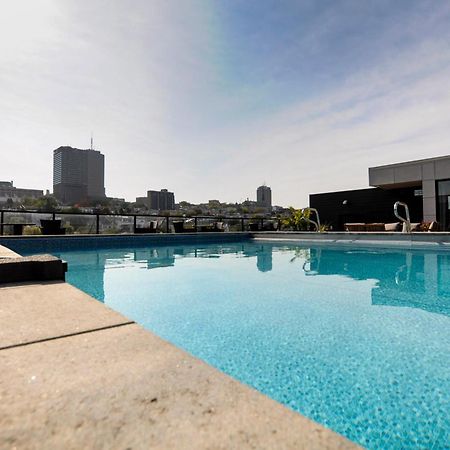 Le Rustique, Chic En Ville, Bbq/ Piscine Квебек Екстер'єр фото